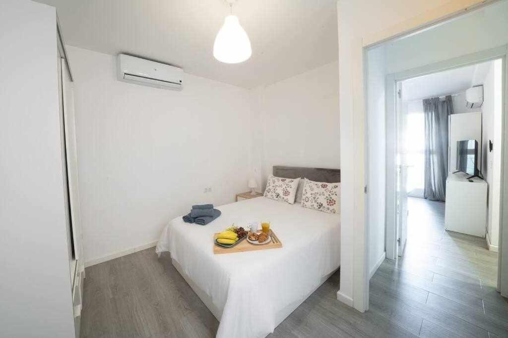 1 Room Atico Pedregalejo 马拉加 外观 照片
