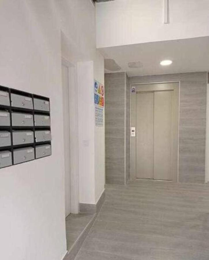 1 Room Atico Pedregalejo 马拉加 外观 照片
